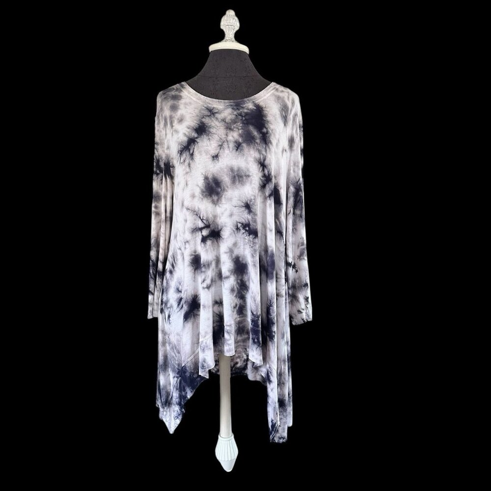 Allie & Rob Tie Dye Tunic Blouse M Black White Long Sleeve Scoop Neck A Line